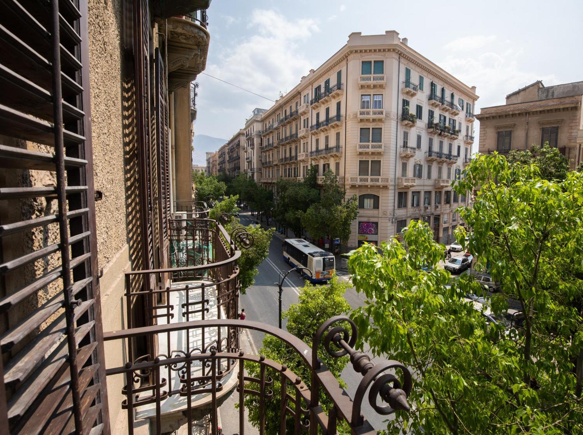 פלרמו Galioto Sperlinga Luxury Boutique Apartments מראה חיצוני תמונה